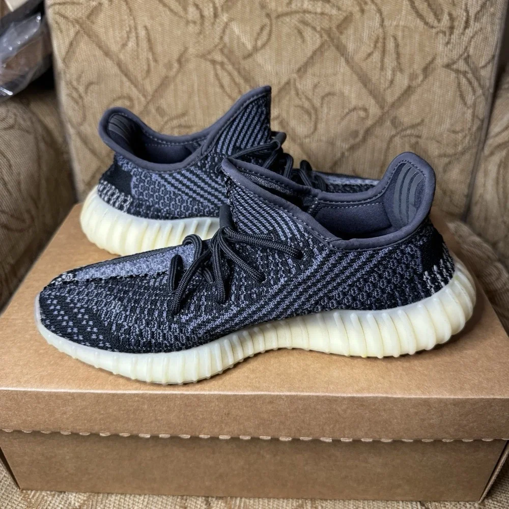 Adidas Yeezy‎ Boost 350 V2 Shoes Sneakers Mens Size 7 Black Gray Carbon FZ5000